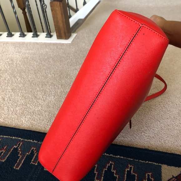Red Michael Kors tote - Picture 6 of 6